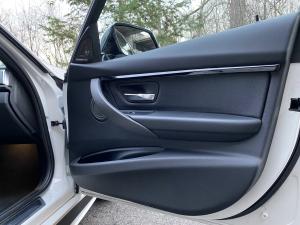 BMW 330i xDrive Touring M Sport 2017 года  (NA)